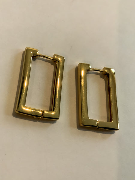 Gold Squared EarringsSize: 30mmGold Squared EarringsSize: 30mm$7.35Melÿi’s Beauty